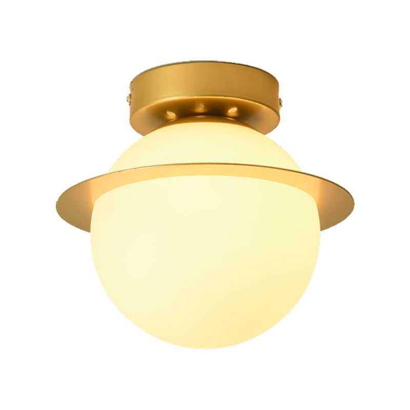 Plafonnier globe en verre blanc, luminaire nordique à 1 ampoule, finition dorée