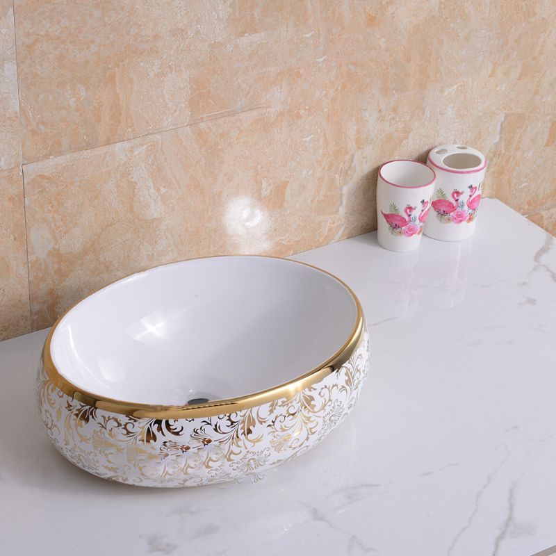 Traditional Vessel Bathroom Sink Oval Porcelain with Overflow Vessel