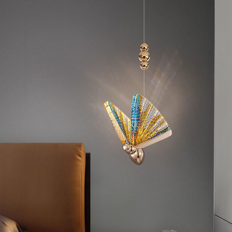 Acrylic Butterfly LED Pendant Light in Modern Creative Style Wrought Iron Hanging Light for Dining Room