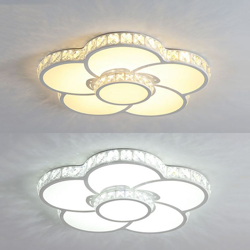 Vaporisateur à LED Floriated Crystal Flush Mount in Modern Creative Style Acrylic Ceiling Light for Bedroom