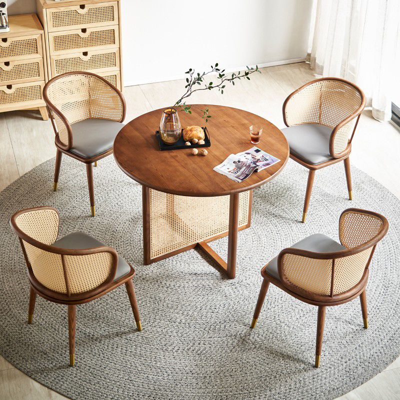 Simplicity Round Solid Wood Table Sled Base Dinner Table for Dining Room