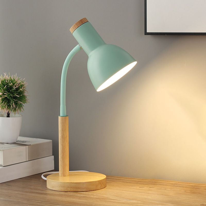 Lampe de table de nuit en métal en forme