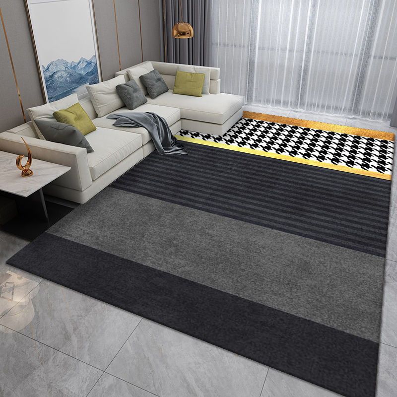 Dark Gray Striped Rug Polyester Modern Indoor Rug Washable Rug for Home Decoration