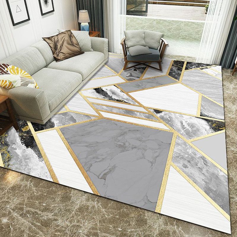 Multi-Color Geometric Rug Polypropylene Contemporary Rug Washable Stain Resistant Non-Slip Carpet for Home