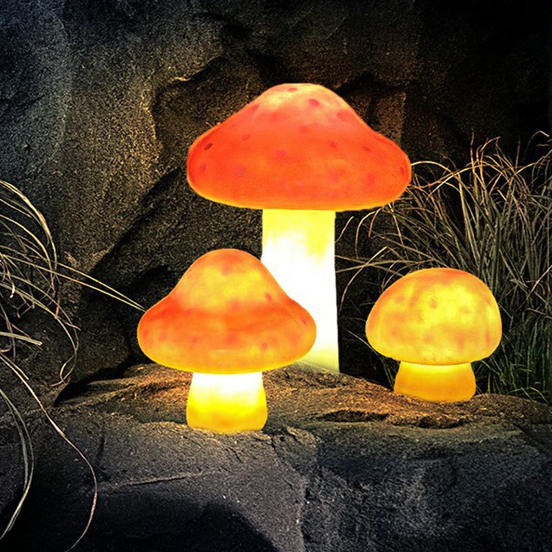 Resin Mushroom Shaped Lawn Light Art Deco Orange LED Ground Light for Villa Patio