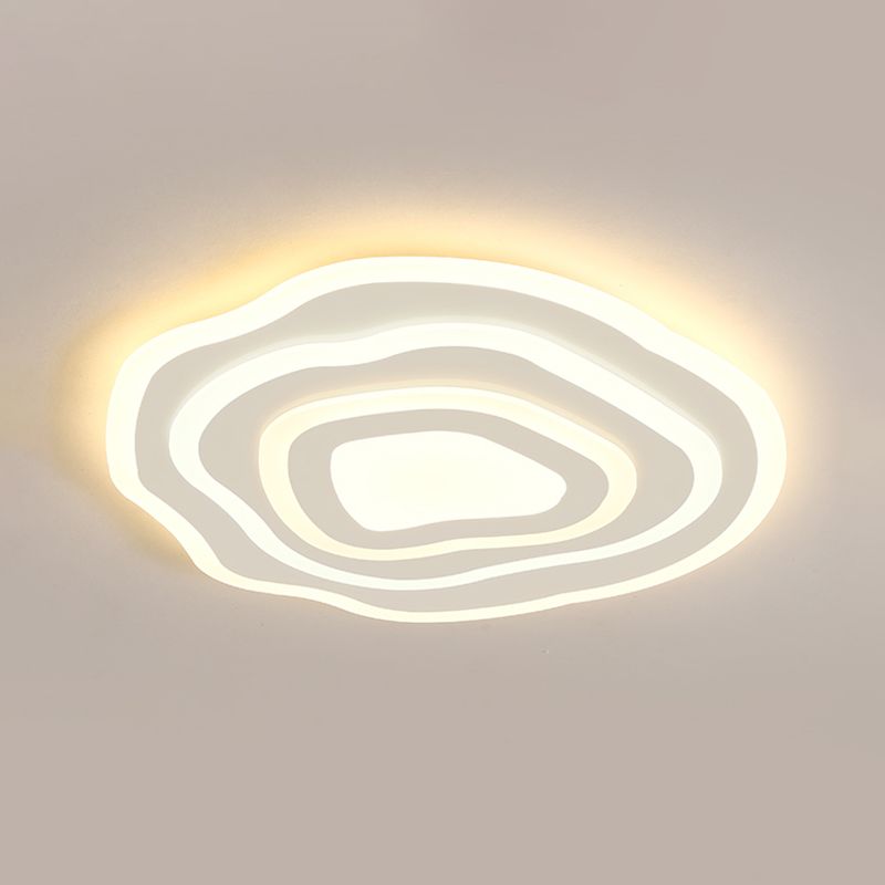 Contemporary Irregular Flush Light Metal 1 Light Flush Mount Ceiling Fixture in White