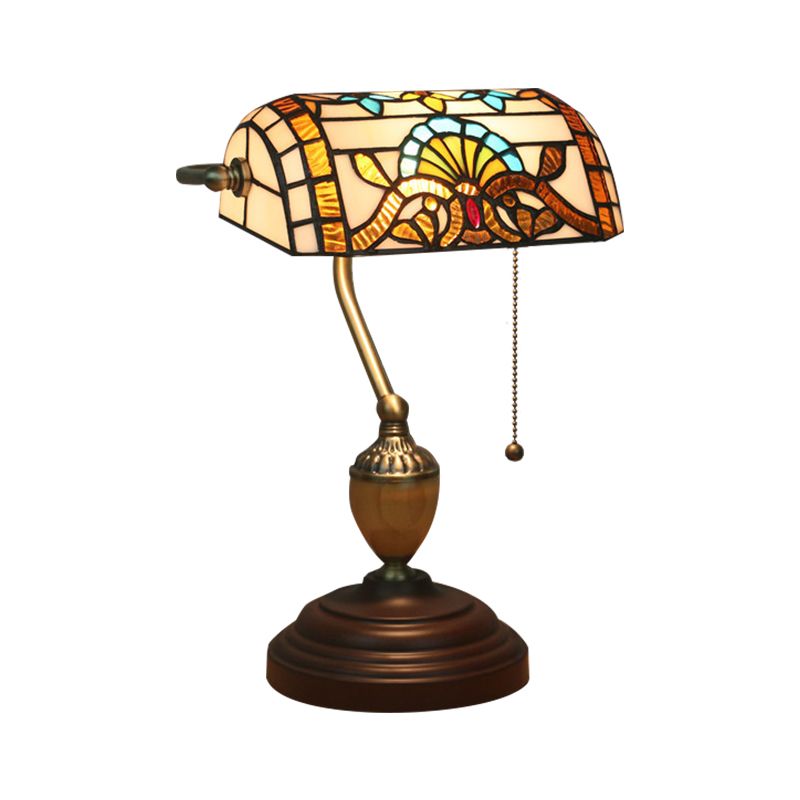 Tiffany Victorian/Mediterraneo/barocco Light 1 comodino in vetro colorato in ottone per camera da letto