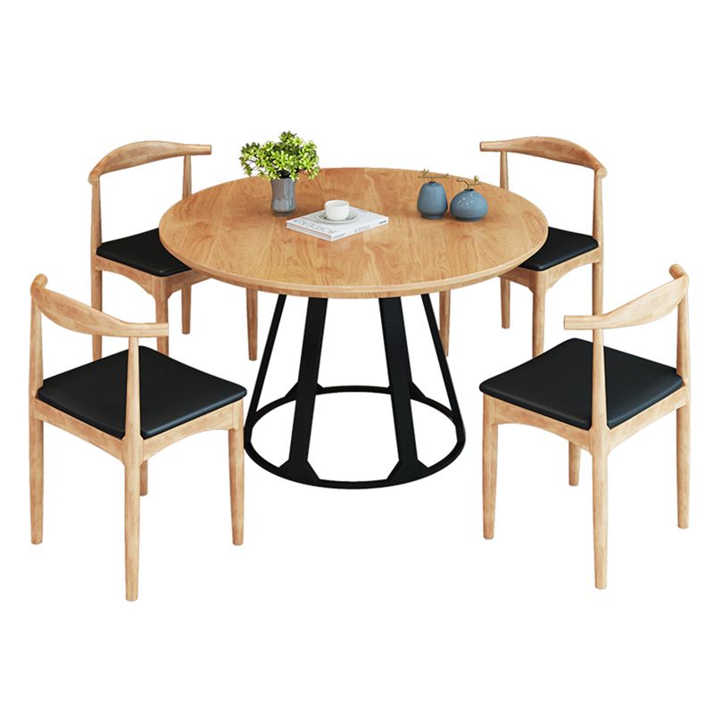 Round Solid Pinewood Brown Tone Dining Table Simplicity Pedestal Table for Dining Room