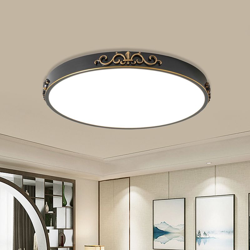 Ultrathin Round LED Flush Mount Lighting Minimalistic Black Metal Close to Ceiling Light