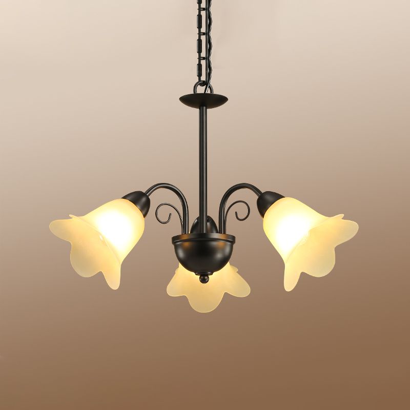 3/5/6 Bulbes Room Dining Chandelier Retro Retro Black Finis Plafond Éclairage Pendant de forme florale Milky Glass Shade
