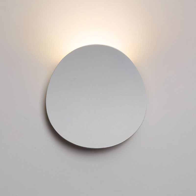 Luz de la pared curva Malimalista LED de metal LED al aire libre Luz de luz montada en la pared
