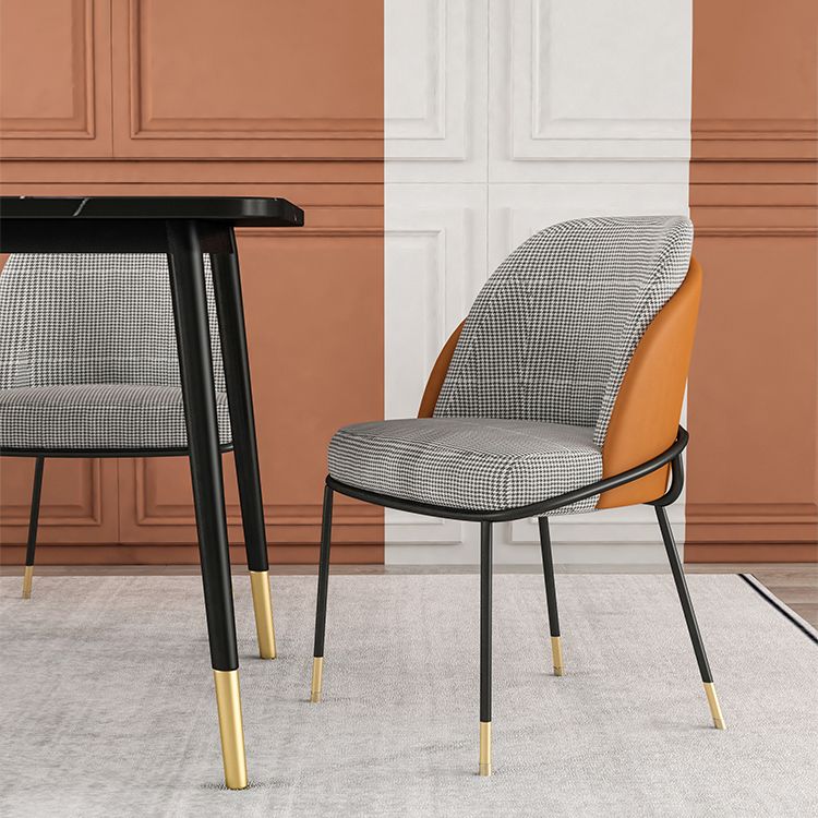 Silla sin brazos tapizada silla de comedor de metal de estilo nórdico para uso en restaurantes