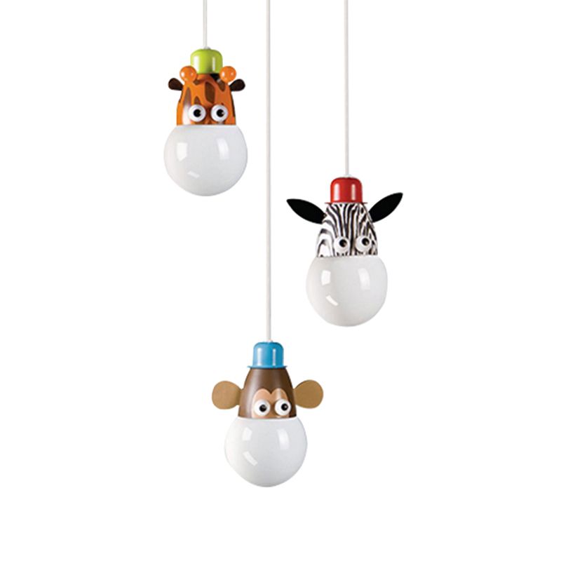 Globe White Hanging Light Cartoon 3 Cabezas acrílicas Multi Light Colgante con decoración de la cabeza de animales