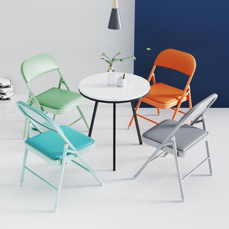 Silla lateral plegable tapizada con acabado mate, respaldo abierto contemporáneo, silla de comedor