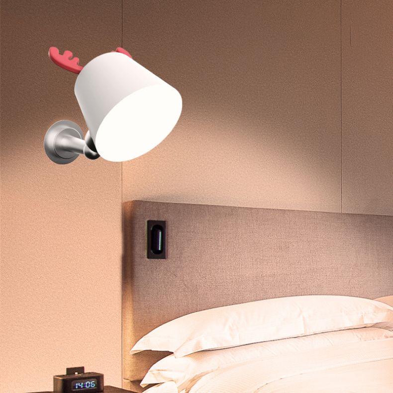 Minimalism Metal Wall Mount Lamp Bedroom Wall Lighting Fixture with 1 Light