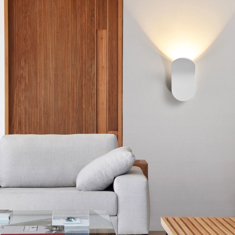 Bend Wall Mounted Lamp Postmodern Simplicity Aluminum Wall Mount Lamp for Living Room