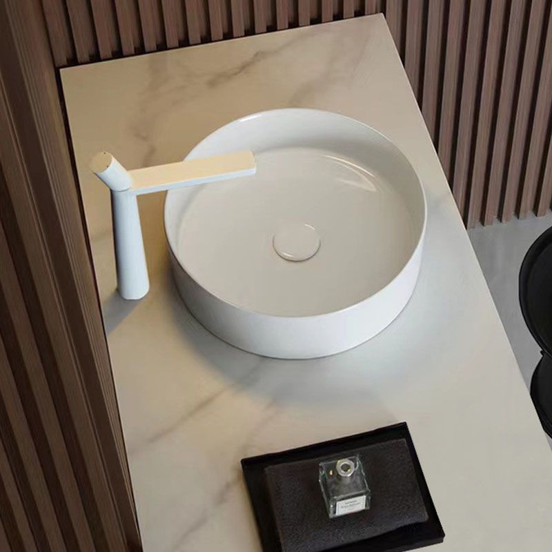 Modern Round Sink Ceramic Metal Undermount Bathroom Sink in White(Not Included Faucet)