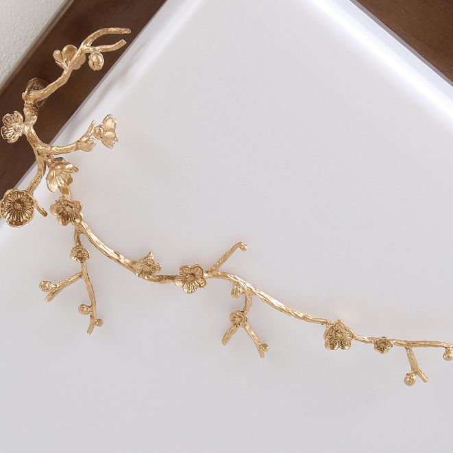 Moderne geometrische LED-Deckenleuchte für Wohnzimmer aus Holz mit goldenem Baumdekor