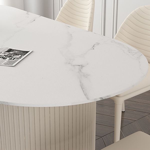 Table ovale de luxe traditionnelle en métal