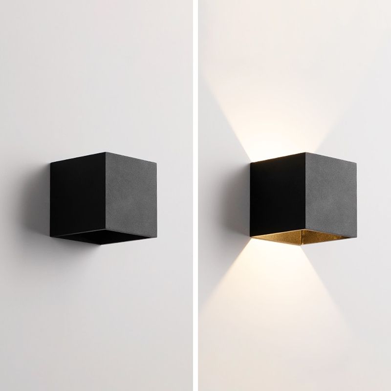 Square Shade Metal Wall Sconce Modern Style 2 Lights Wall Mount Light Fixture