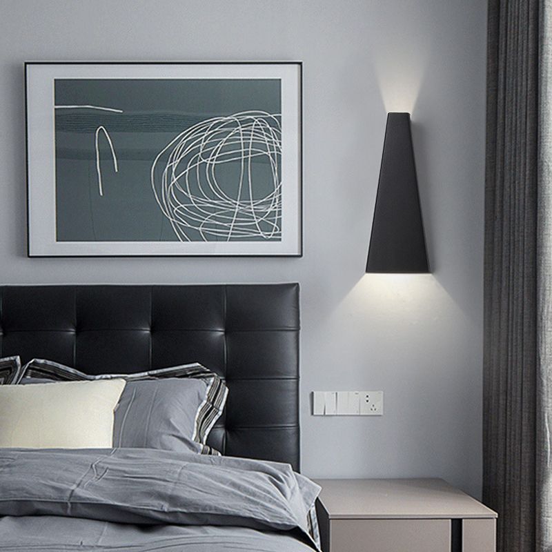 Éclairage mural en métal de forme géométrique moderne 2 lumières Éclairage mural