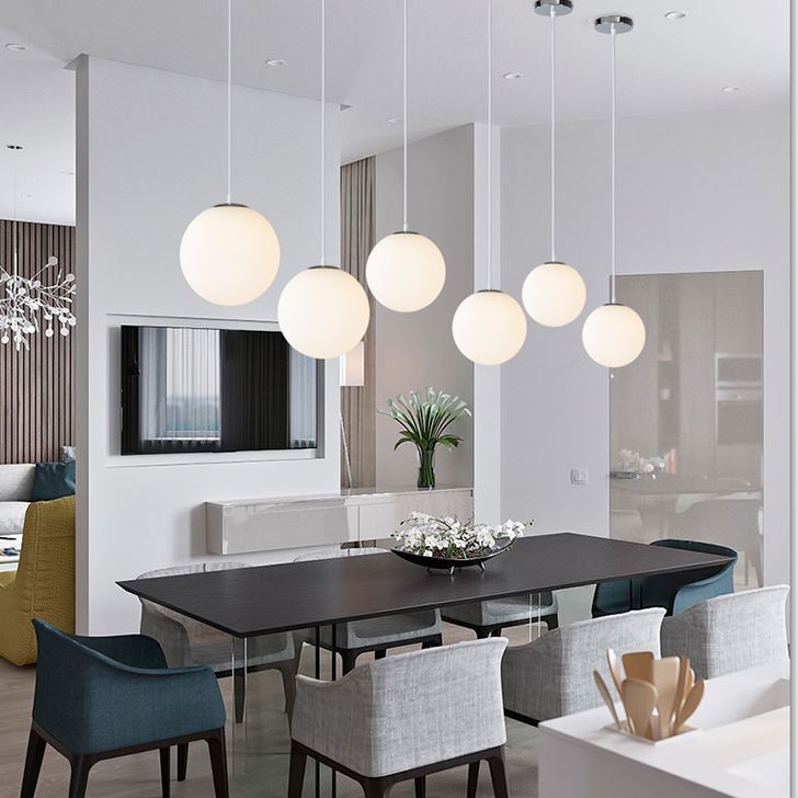 Assunzione per illuminazione a sospensione per il negozio di abbigliamento Globe in vetro MODERNA MODERNA IMPEGNA IN ASSEGGIO IN BIANCO