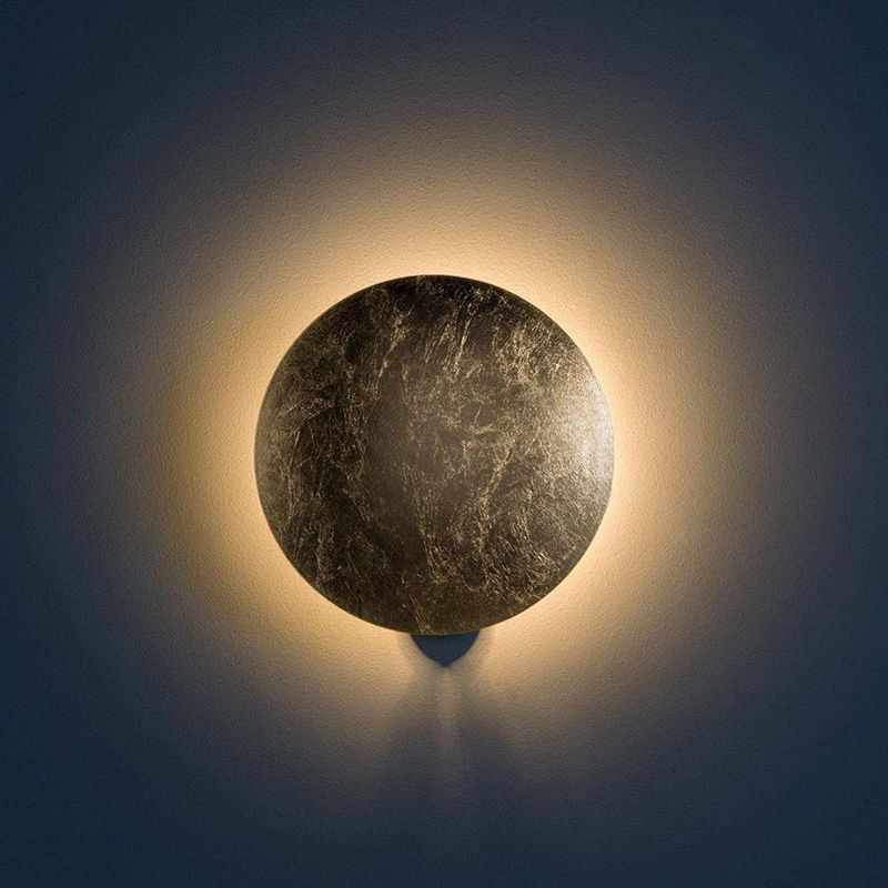 Lámpara de pared metálica en forma de luna novedad posmoderna de 1 luces de 1 luces para pasillo