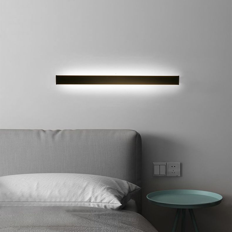 Metal Linear Shade Wall Sconce Modern Style 1- Light Wall Mount Light in Black