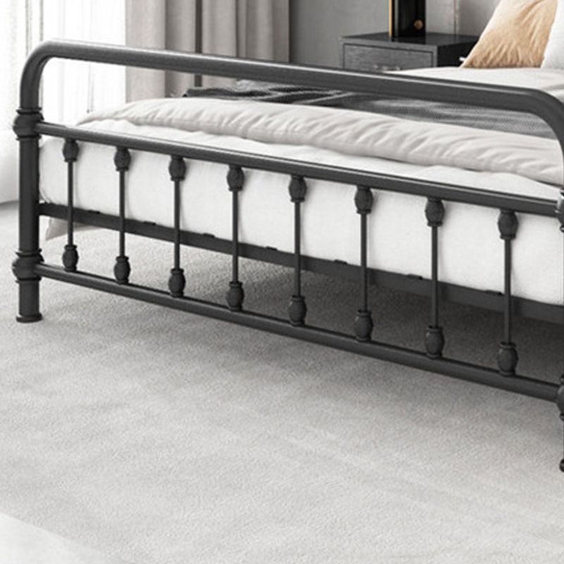 Modernism Metal Bed Frame with Headboard and Footboard 43.3" Bed Frame