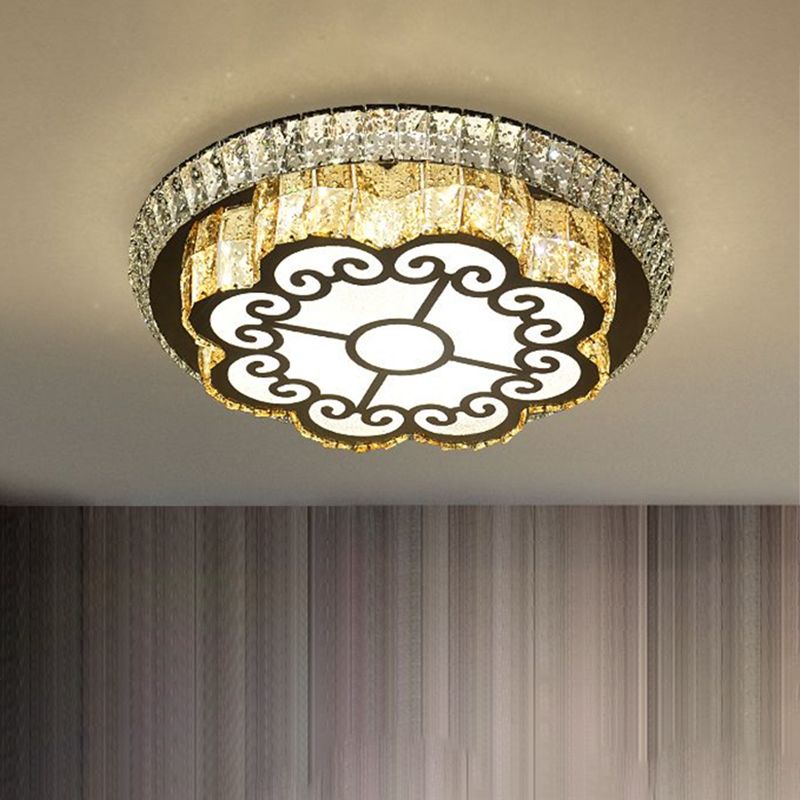 Faceted Glass Floral Ceiling Lighting Modern LED Flush Mount Light Fixture in Chrome for Sleeping Room
