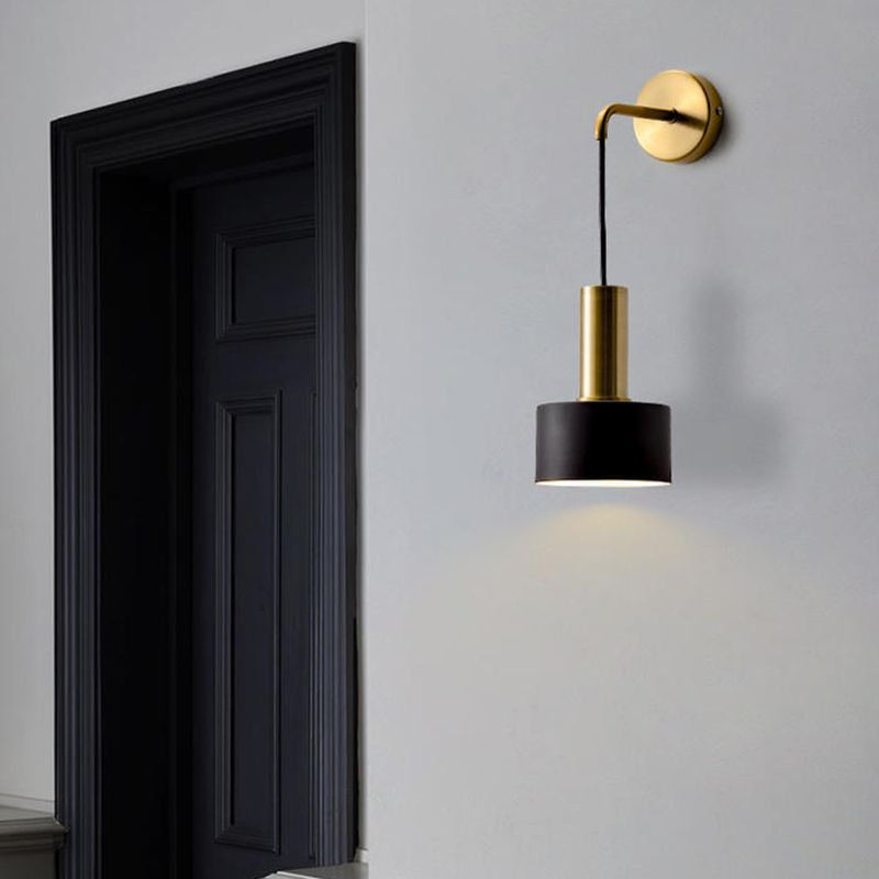 Lámpara dorada de pared de la pared posmoderna de pared montada de pared para el dormitorio