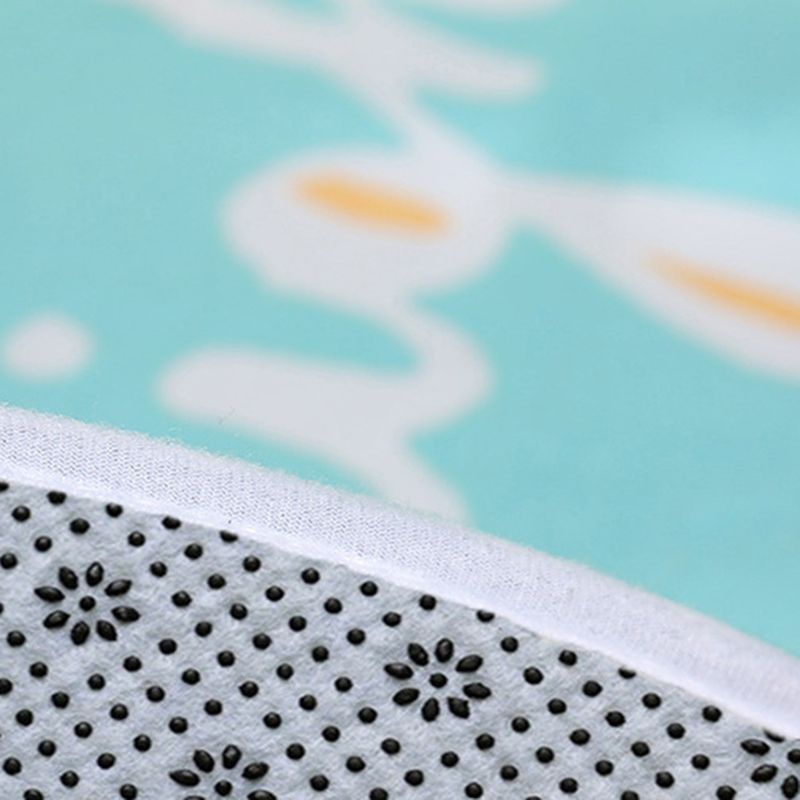 Round Strawberry Print Carpet Polyester Natural Rug Stain Resistant Area Carpet for Home Decoration