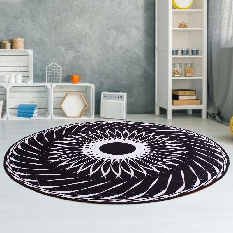 Black and White Moroccan Rug Polyester Flower Pattern Rug Pet Friendly Washable Anti-Slip Backing Carpet for Decoration