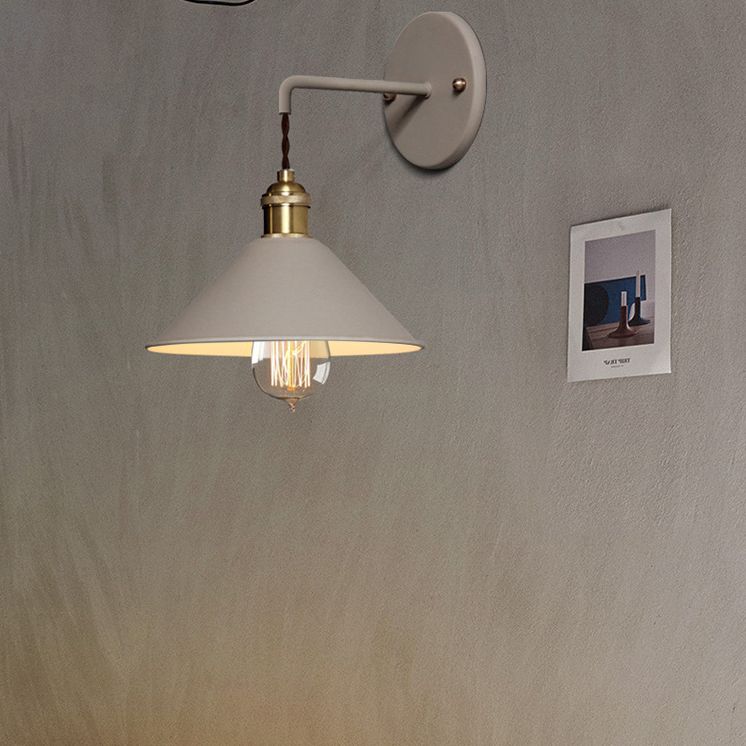 Moderne nordische Makkaron -Hängende Wandlampenmeinungskegelwandleuchte für Innenräume