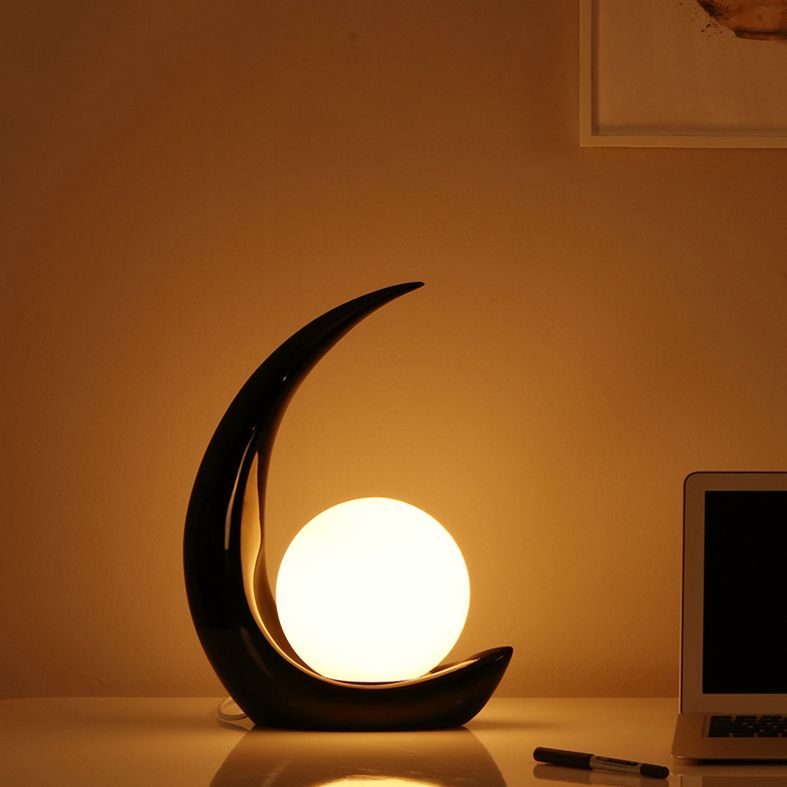 Lampada da tavolo ultramoderna Simplicity Moon Lampada da comodino in vetro bianco per camera da letto