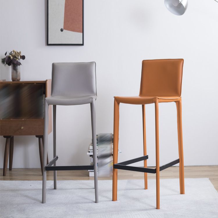 Contemporary Bar and Counter Stool Low Back Stool with 4 Legs