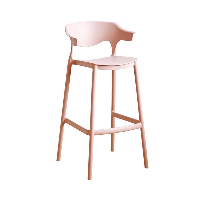 Taburete de bar de plástico de estilo moderno con reposapiés y taburete de bar simple para sala de estar con respaldo bajo