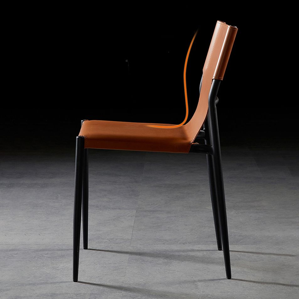 Chaises sans bras de salle à manger rembourrées en cuir, chaises latérales de salle à manger avec pieds en métal