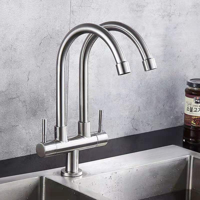 Double Handle Kitchen Faucet 2-Function Faucet with Deck Plate