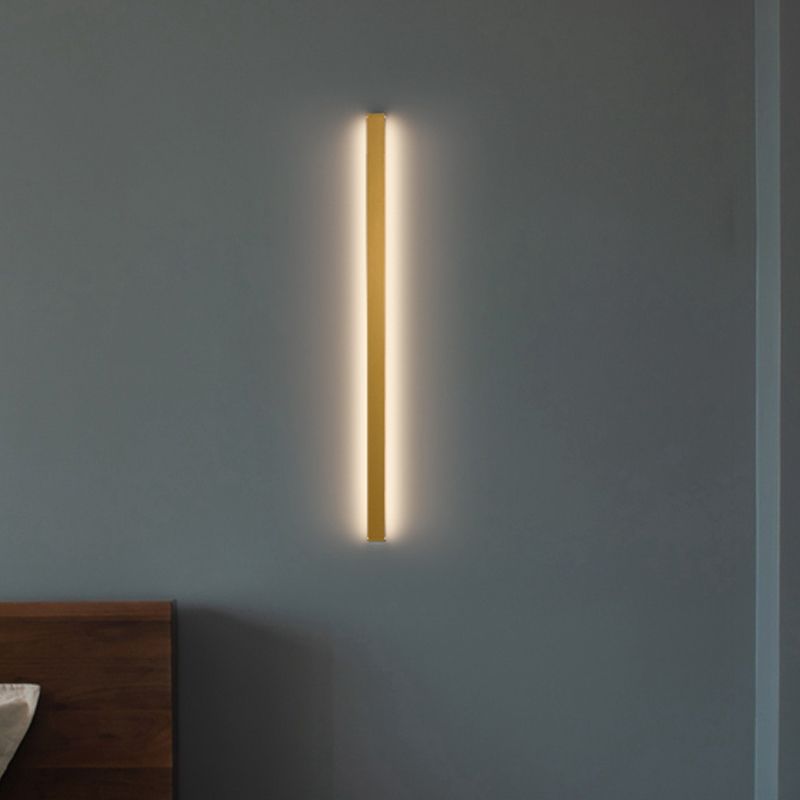 Metal Linear Shade Wall Light Modern Style 1-Light Wall Mounted Light Fixture in Black