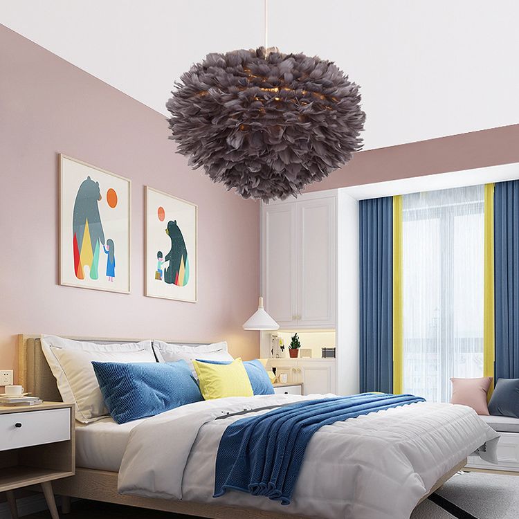 Art Deco Feather Pendant Light Fixtures Modern Creative Globe Hanging Ceiling Light for Bedroom