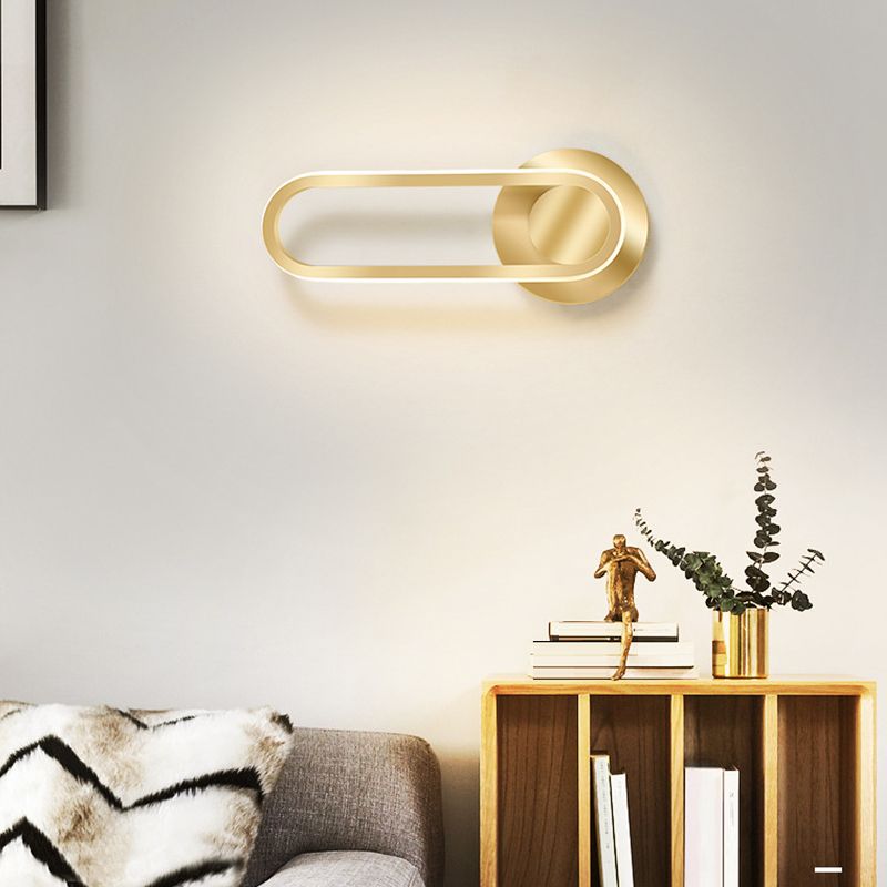 Metal Oval Shape Wall Sconce Modern Style 1 Light Wall Light Fixture in Gold
