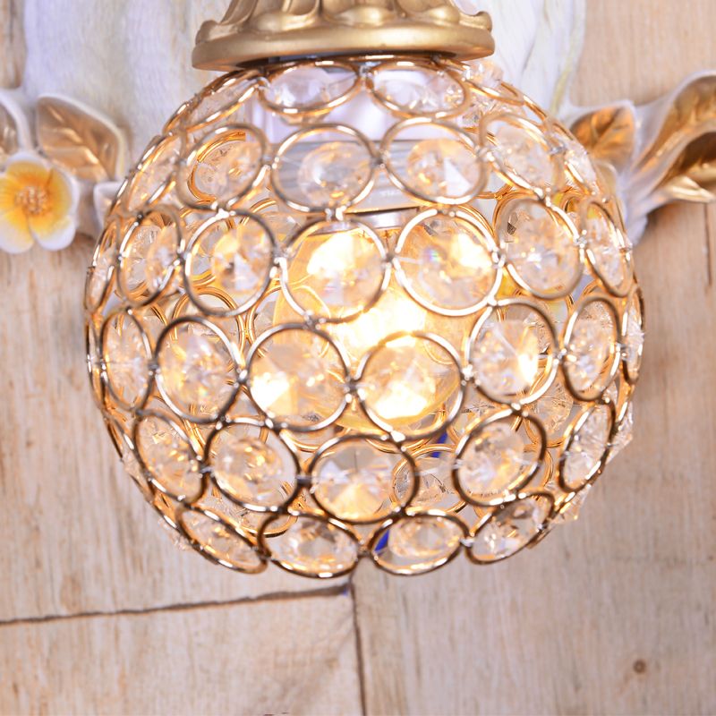Modern Style Globe Sconce Light Fixtures Metal 1 Light Wall Mounted Lighting