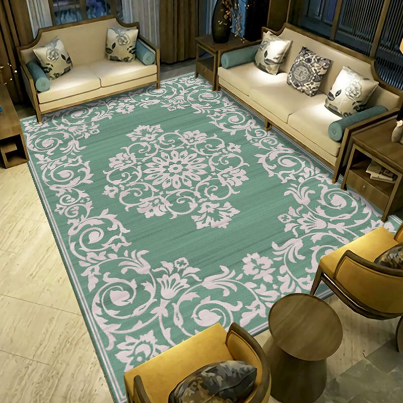 Retro Tribal Symbols Carpet Polyester Indoor Rug Non-Slip Backing Area Carpet for Home Decoration
