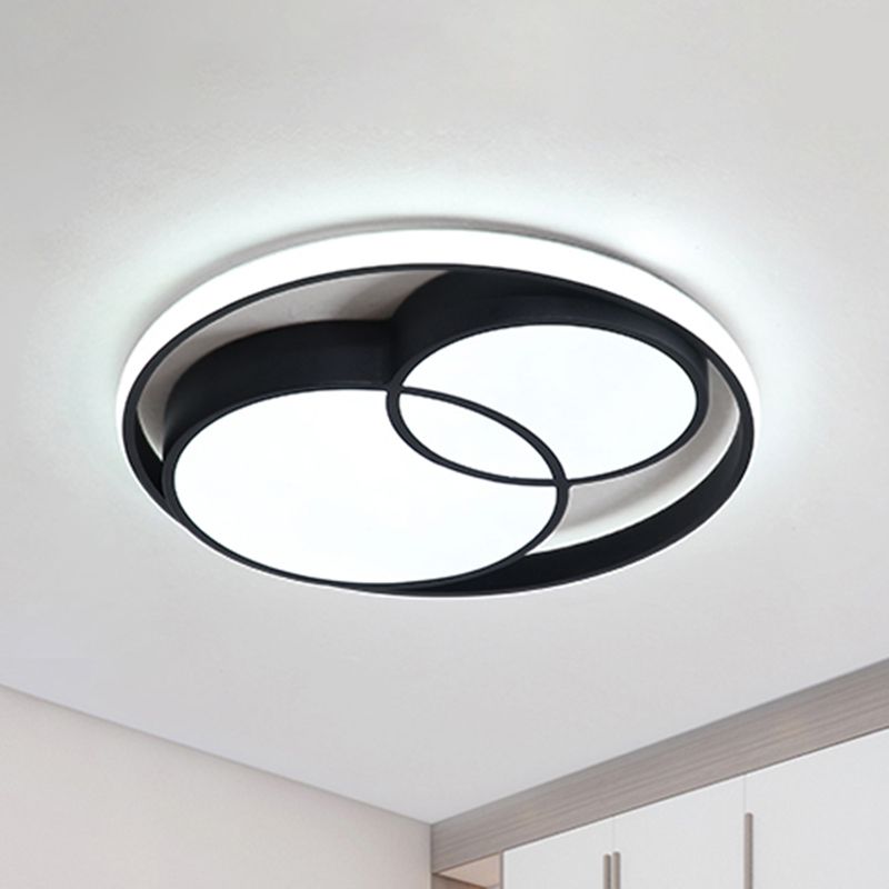 2 Crossed Circle Ceiling Flush Mount Modern Metal Black/White Integrated LED Bedroom Flush Mount Lighting in Warm/White