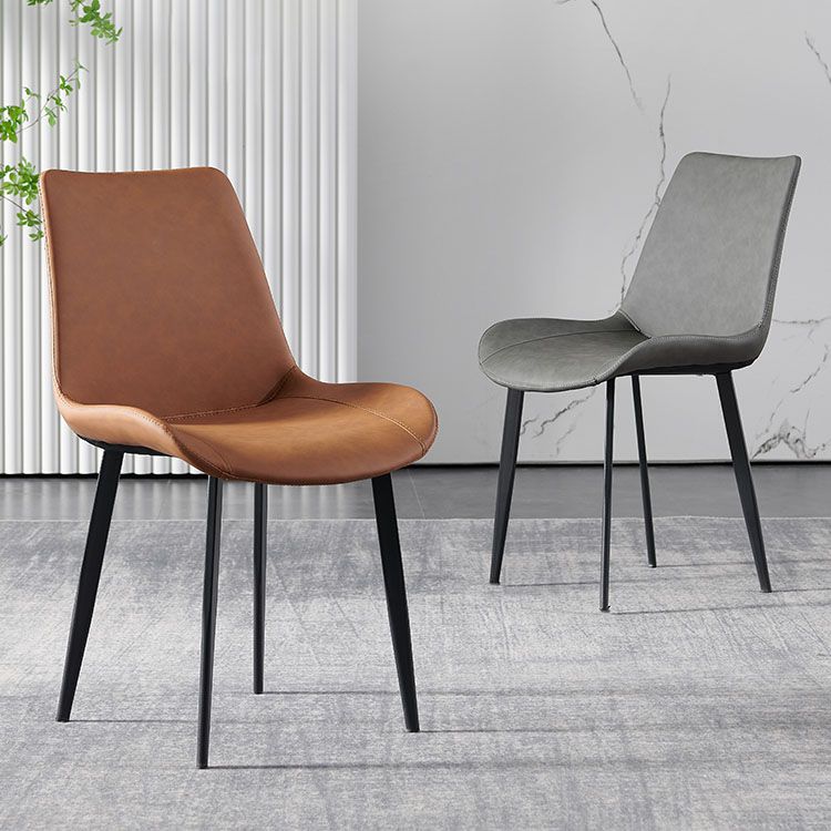 Sillas de comedor de cuero estilo moderno Sillas auxiliares sin brazos con respaldo macizo (juego de 2)