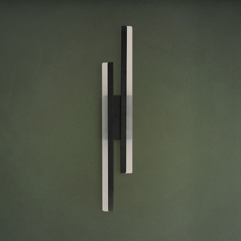 Minimalist LED Wall Lamp Black Metal Sconce Lighting for Bedroom