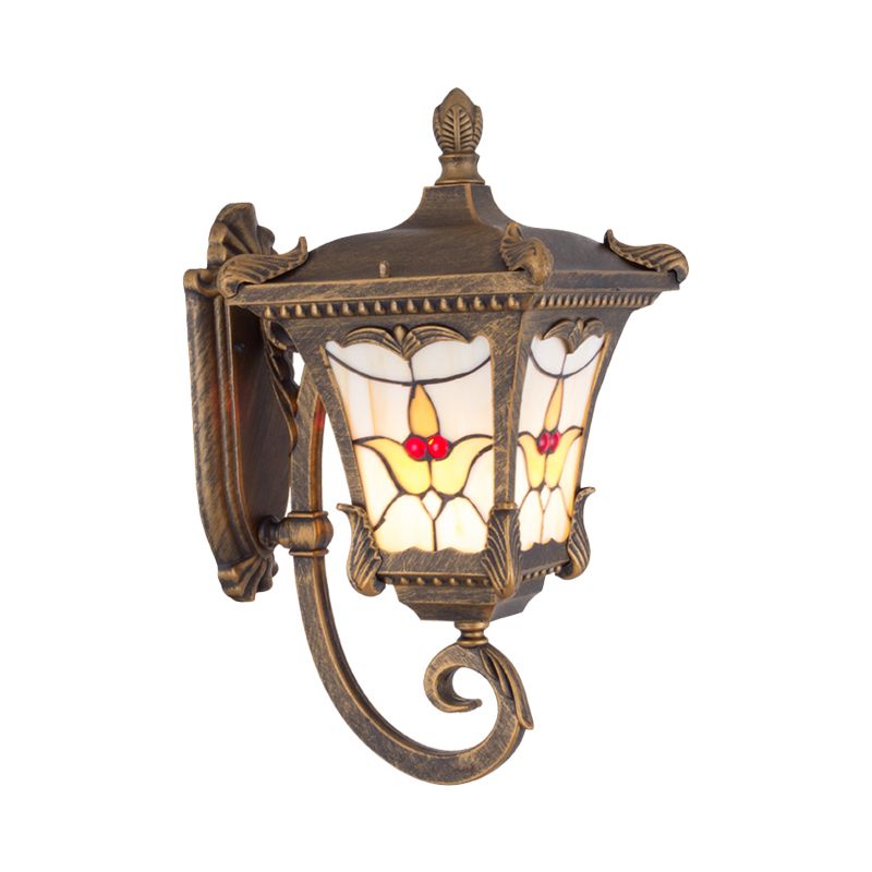 Bronze/Rust Red Scrolled Arm Wall Mounted Light Country Metal 1 Light Courtyard Wall Sconce Lighting with Flower Pattern