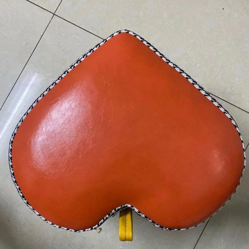 Modern Pouf Ottoman Faux Leather Upholstered Houndstooth Heart Shape Ottoman