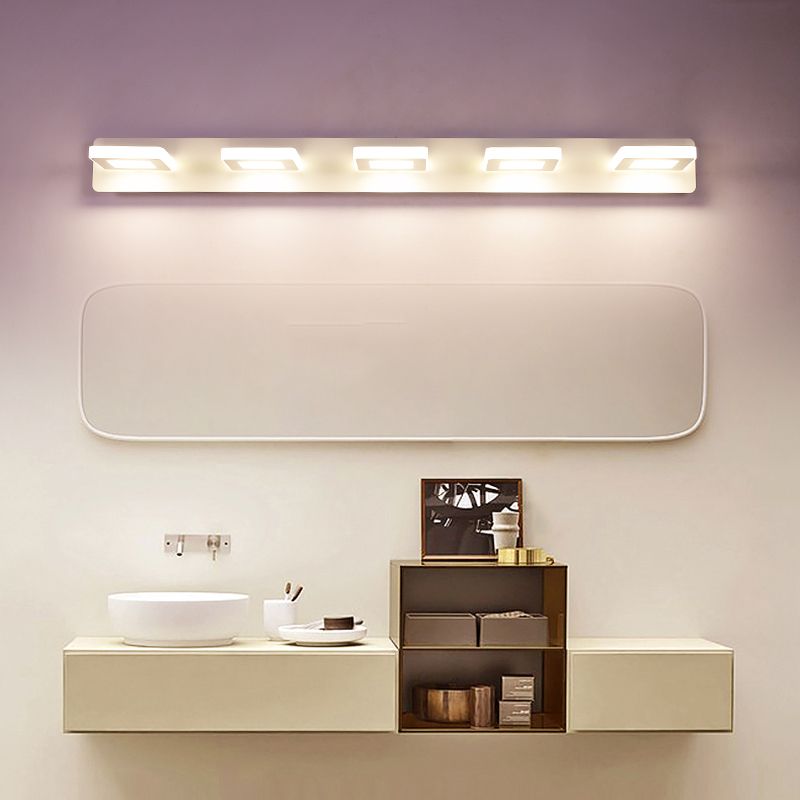 Postmodern Metal Vanity Light Strip White Multi Lights Mperror Light per il bagno